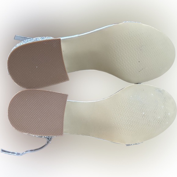 Steve Madden glitter heels size 7. Brand new in box! - Picture 5 of 5